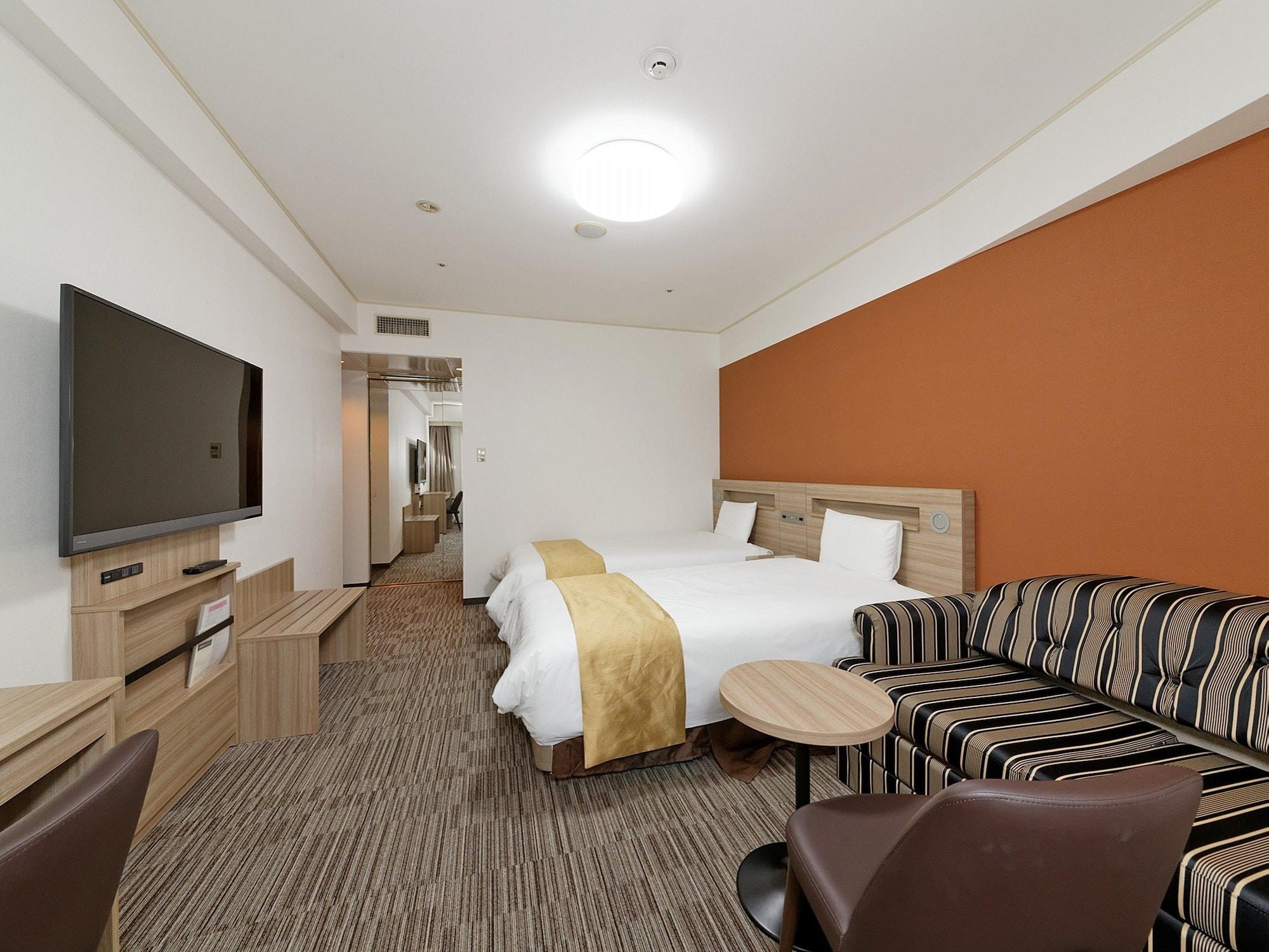 Hotel Sunroute Sopra Kobe Bagian luar foto