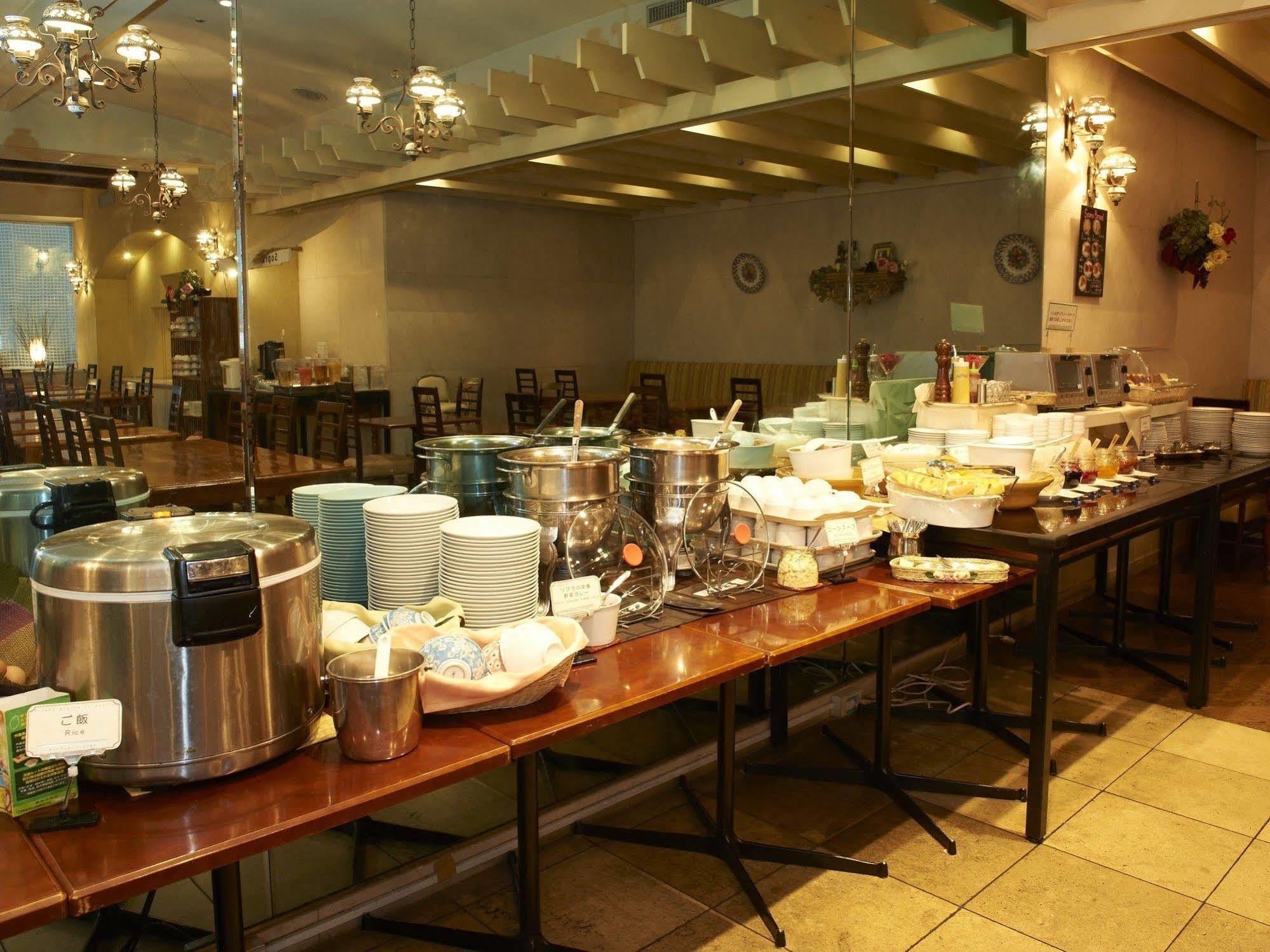 Hotel Sunroute Sopra Kobe Bagian luar foto